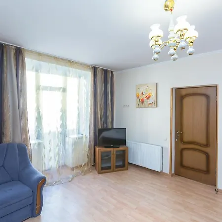 Apartment для великої сімї по вулиці гонти 4, дві кімнати до 6-7 спальних місць *