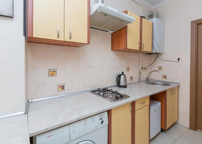 для великої сімї по вулиці гонти 4, дві кімнати до 6-7 спальних місць إلفيف