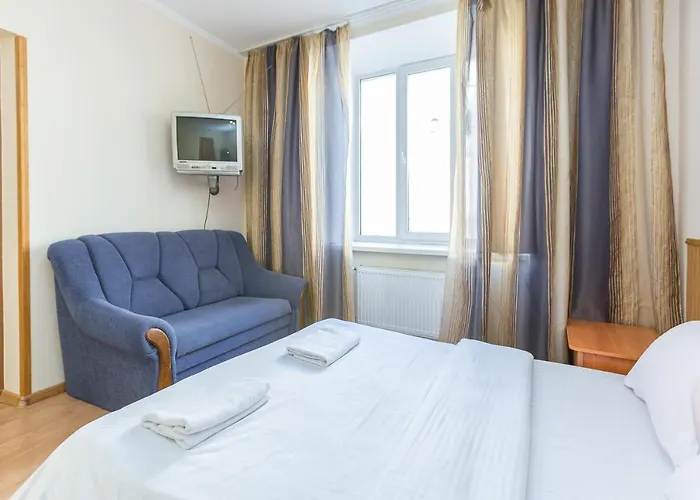 для великої сімї по вулиці гонти 4, дві кімнати до 6-7 спальних місць شقة *