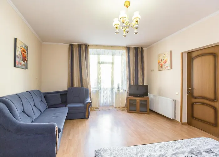 для великої сімї по вулиці гонти 4, дві кімнати до 6-7 спальних місць إلفيف