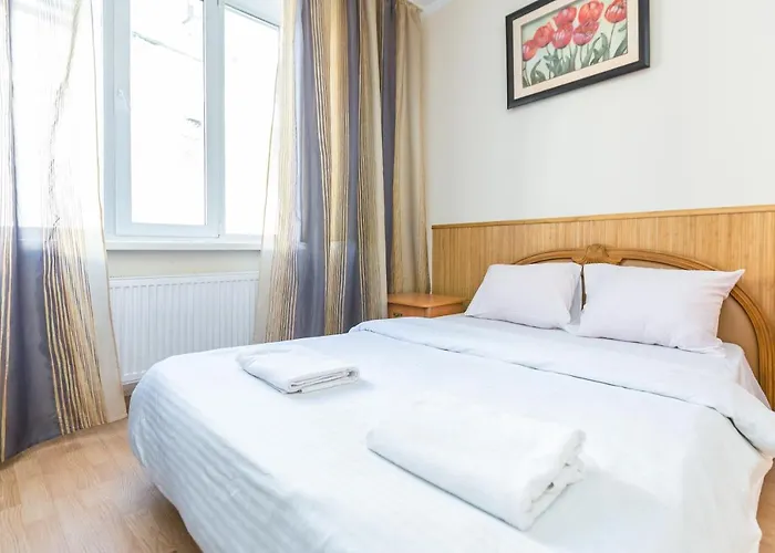 для великої сімї по вулиці гонти 4, дві кімнати до 6-7 спальних місць